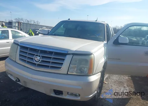 2004 Cadillac Escalade Standard from USA, damaged, VIN 1GYEK63N24R270062